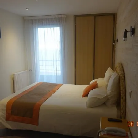 Logis Restaurant L'empreinte 생미셸셰프셰프