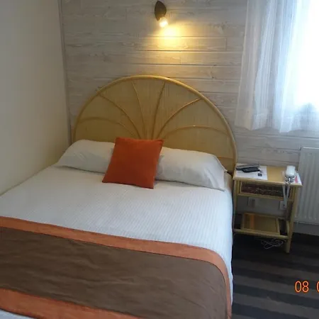 Logis Restaurant L'empreinte 호텔 생미셸셰프셰프