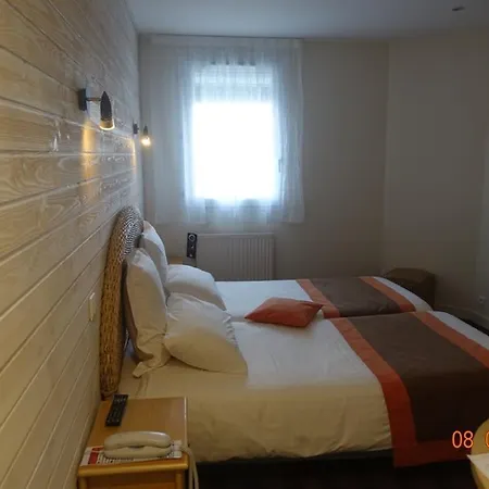 Logis Restaurant L'empreinte 圣米歇尔-谢夫谢夫