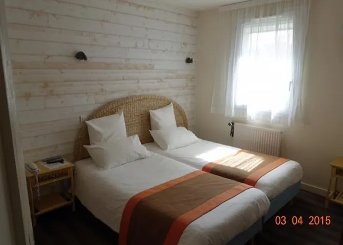 Logis Restaurant L'empreinte Hotel