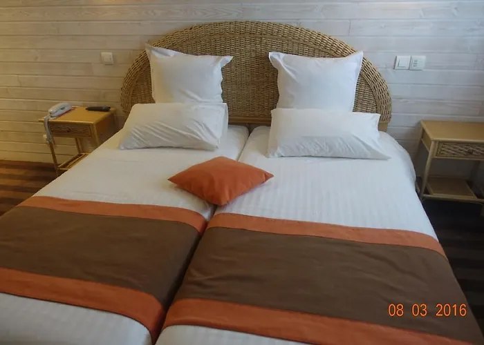 Hotel Logis Restaurant L'empreinte